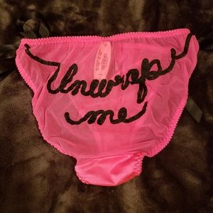 Victoria's Secret SLT "Unwrap Me" Panties L